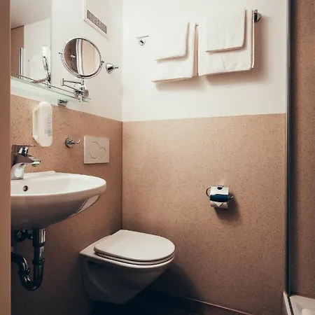 Adler 酒店 埃赫施塔特