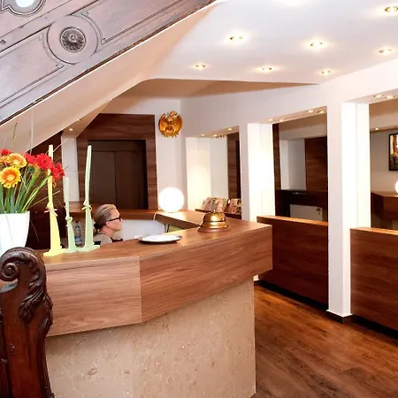 Adler Hotell 3*