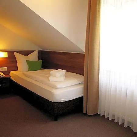 Adler 3* Eichstätt