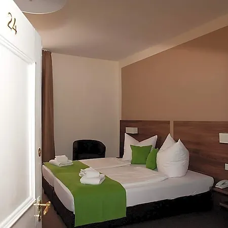 Adler Hotell 3*